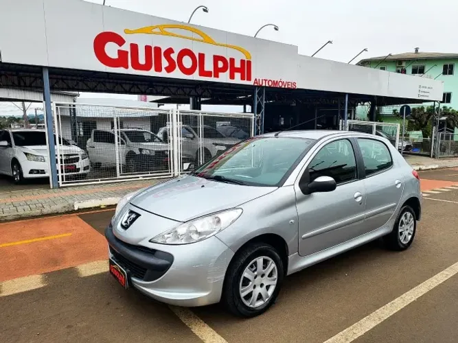 Peugeot 207 XR 1.4 Flex 8V 5P 2011
