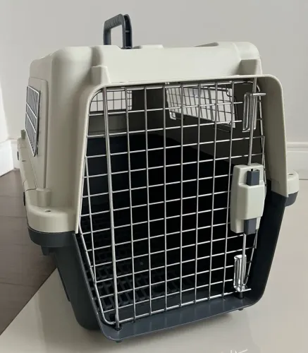 Caixa de transporte para cães e gatos