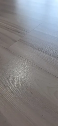 Vendo 35mts Piso Laminado Usado