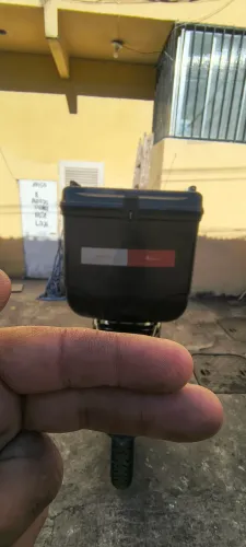 Vende se baú já vai com o ferro universal