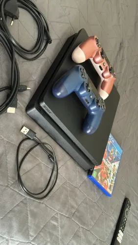 Ps4 muito novo!