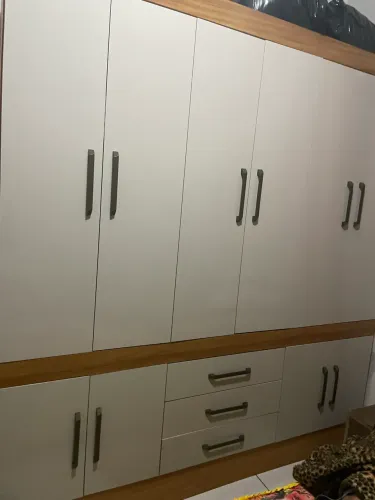 Vendo guarda roupa novo