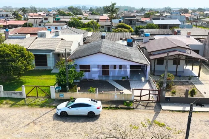 Casa de Alvenaria 3 Quartos Apta a Financiamento no Jardim Ultramar Balneário Gaivota SC