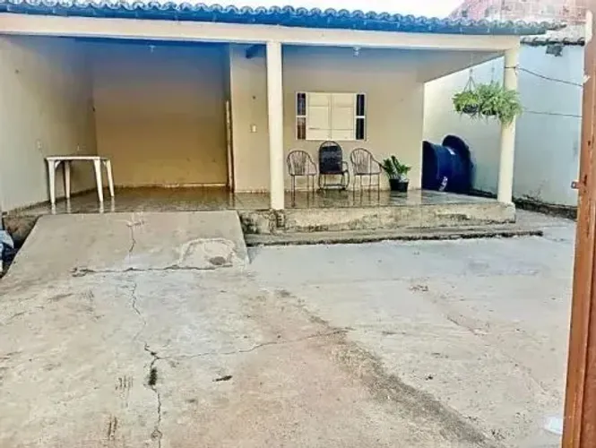 CASA A VENDA EM BENEVIDES (CENTRO?