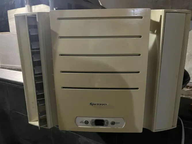 Ar Condicionado Springer 7500btus
