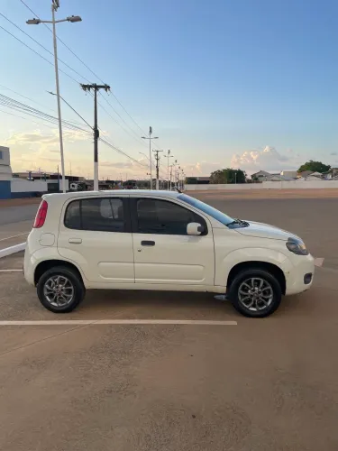 Fiat Uno Vivace/rua 1.0 EVO Fire Flex 8V 5P 2014
