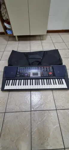 Teclado musical Casio CTK 501