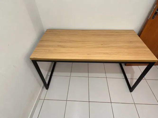 Mesa de escritório 