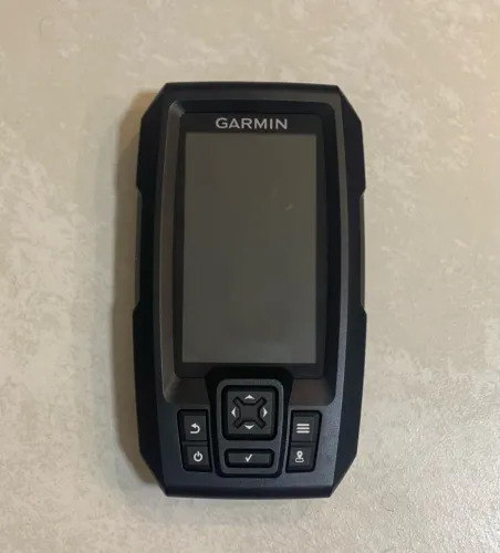 Sonar Garmin striker plus 4 (pesca)