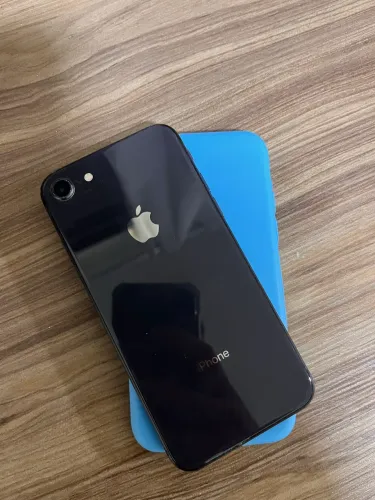 iPhone 8 128GB impecável