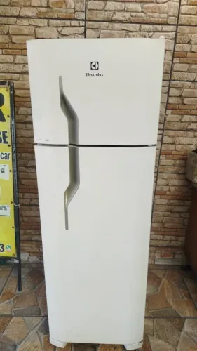 Geladeira Frost Free Electrolux Branca - Preço Baixo Só Enquanto Durar!