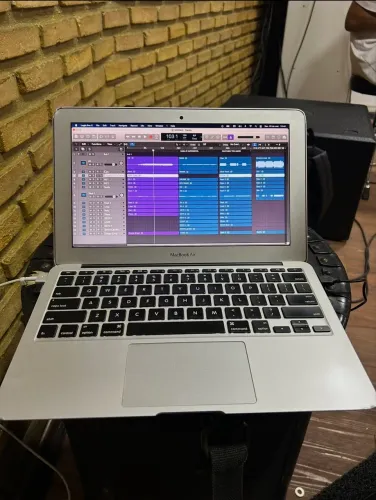 Macbook Air 2011 - 256GB