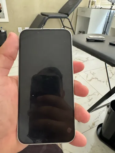 iPhone 16 É