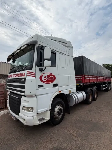 Caminhão DAF XF105 FTT 510A