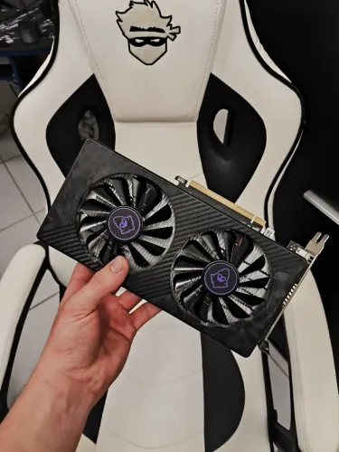 Placa de video RX 590 8gb