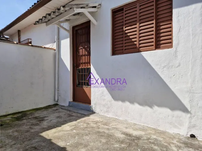 Casa com 1 dormitório para alugar por R$ 979,84/mês - Vila Moinho Velho - São Paulo/SP