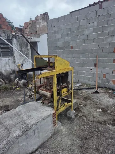 Máquina para Fabricação de Tijolos