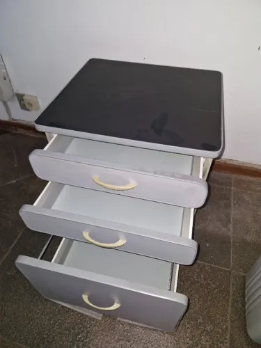 Gaveteiro para escritório com rodinhas