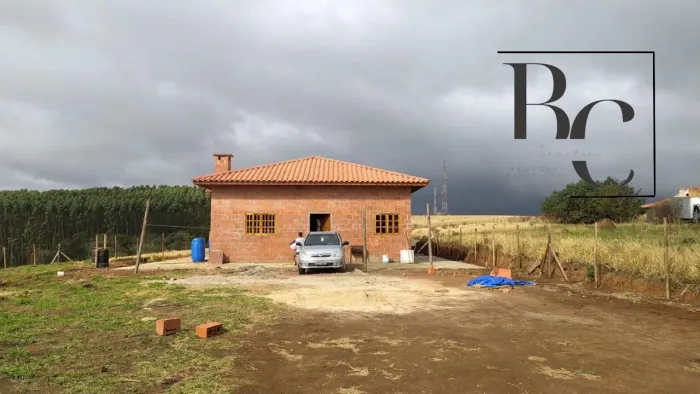 Chácara para Venda em Piedade, Piratuba, 2 dormitórios, 1 banheiro, 3 vagas