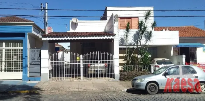 Casa com 4 dormitórios à venda, 299 m² por R$ 1.170.000 - Centro - Atibaia/SP