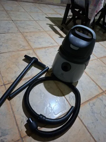 Vende se aspirador de pó