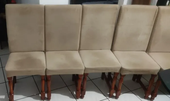 Conjunto mesasw jantar 6 cadeiras.