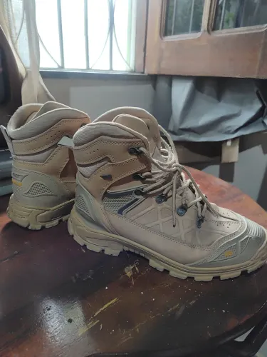 Pota Carterlillar Zeus 41