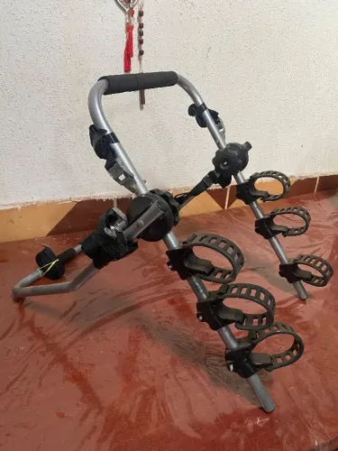 Suporte para 3 bikes - completo ótimo estado