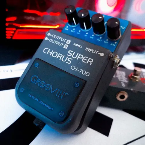 Pedal Super Chorus CH-700 Groovin