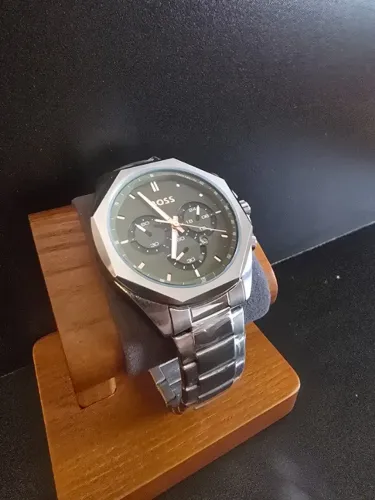 Relógio BOSS Cloud Chronograph Prateado, Mostrador Verde 45mm