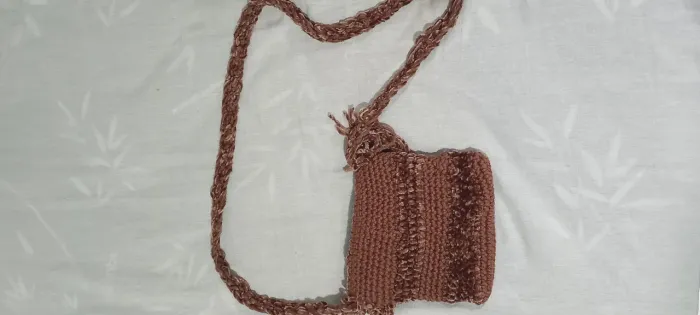 Bolsa de ombro, feita a mão, estilosa, moderna, marrom