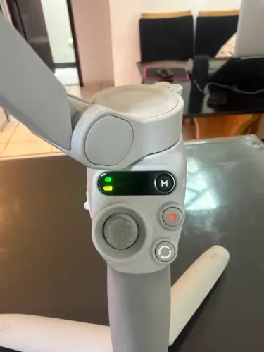 DJI Osmo Mobile SE Gimbal para Celular ? Completo com Caixa e Acessórios