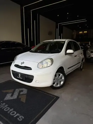 Nissan March SV 1.6 16V Flex Fuel 2012