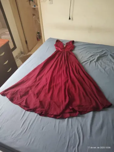 Vestido veste 36/38 cor marsala