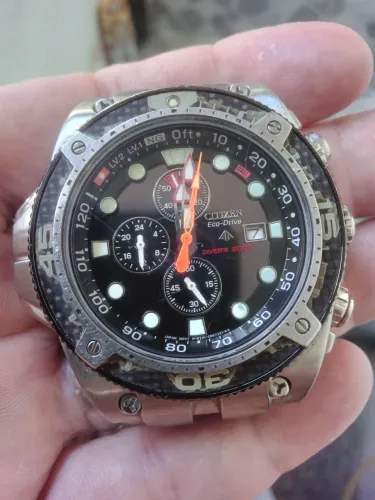 RELÓGIO CITIZEN Eco-Drive Diver's 200M carbon mergulho  solar top.