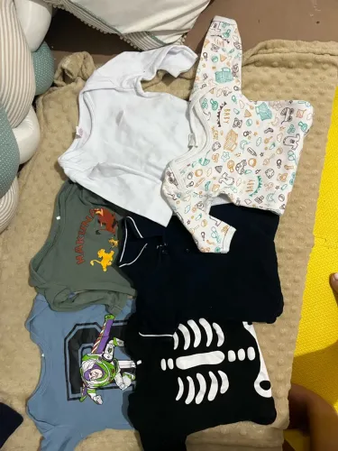 Roupas de bebê