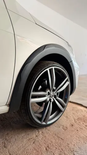 Kit 4 Rodas + pneus novos + molas esportivas