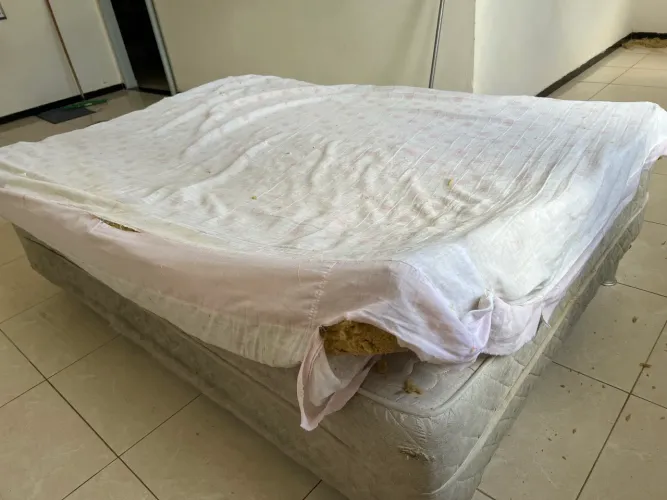 Base + colchão simples para doar