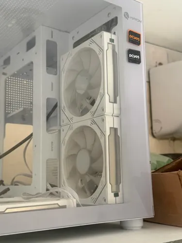 Gabinete aquário gamer com fan rgb