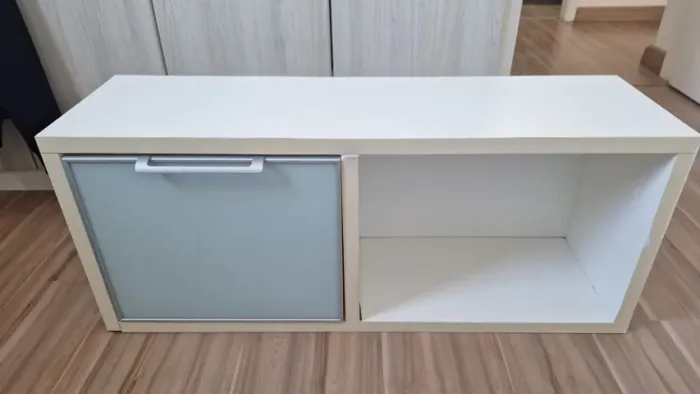 Armário de banheiro em MDF branco com gaveta - 93 cm