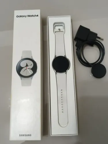 Samsung Galaxy Watch 4