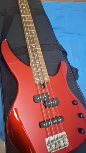 Contra Baixo, usado apenas uma vez, excelente marca.