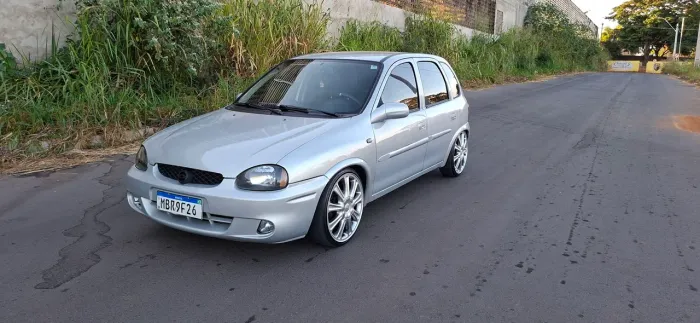 Chevrolet Corsa Wind 1.0 Mpf/milleniumi/ EFI 4P (álcool) 2002