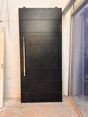 Porta suspensa