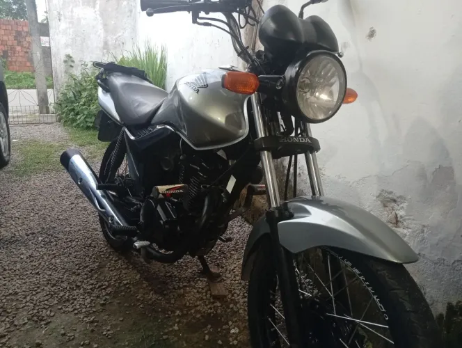 Moto com procedência