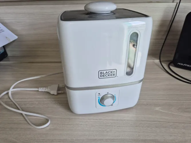Umidificador de ar Black and Decker 