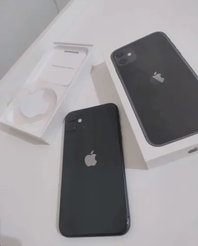 Vendo Phone 11 64gb impecável