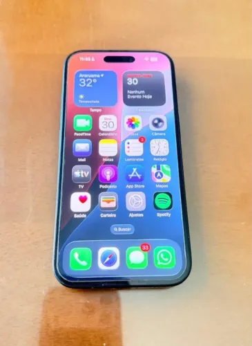 iPhone 16 (256GB) com eSIM. R$3.800,00 à vista!