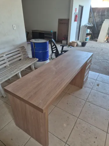 Mesa escritório