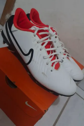 Chuteira Nike tiempo 10 Club - Campo
